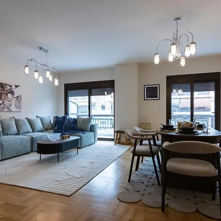 Apartman Refined 2 Bedroom Luxury In Kalamaria