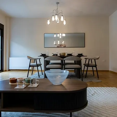 Refined 2 Bedroom Luxury In Kalamaria Daire Selanik