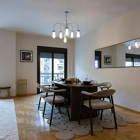 Apartman Refined 2 Bedroom Luxury In Kalamaria *