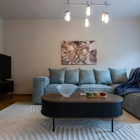 Refined 2 Bedroom Luxury In Kalamaria * Szaloniki